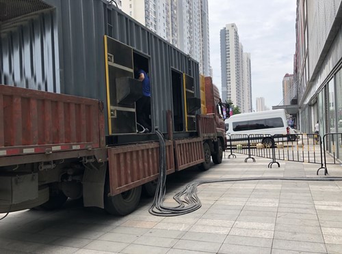 大通柴油发电机空气滤清器在不同季节的更换周期是否有差异？